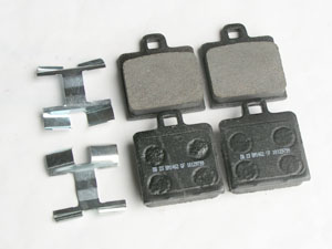 Front Brake Pads Set Beetle & Ghia >72